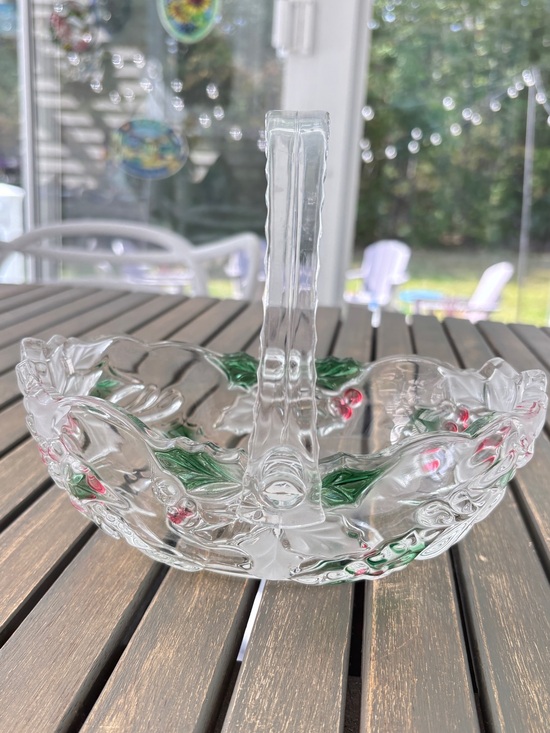 Mikasa Other - Mikasa Holiday Bloom Glass Basket, Holly Berry Vintage